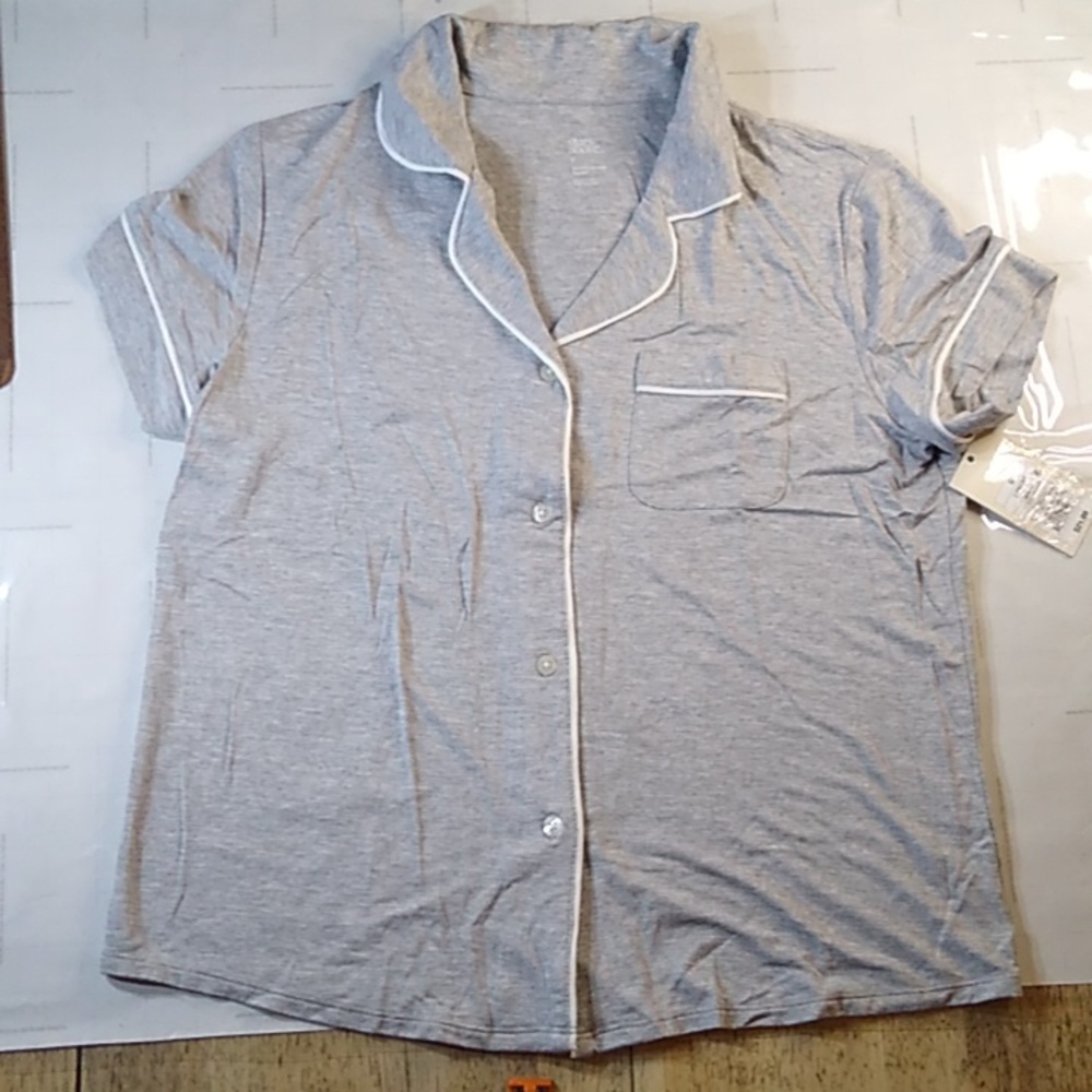 #592 Women's small extra soft gray button down sleep shirt with white trim